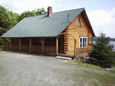 Exterior of Whataview cabin